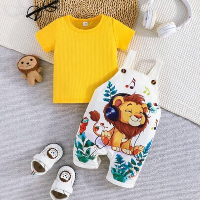 SHEIN Infant/Baby Boy Summer Ribbed Casual Outfit, Solid Color Short Sleeve Top + Adorable Lion Suspender Pants 2 Pieces Set
