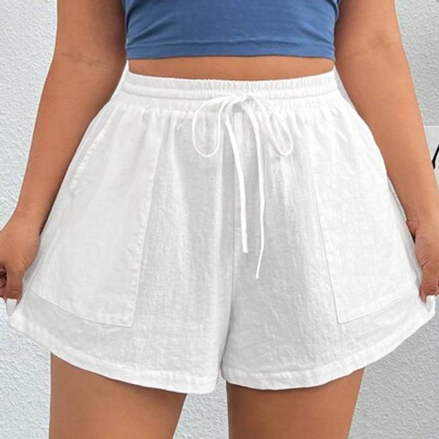SHEIN White Woven Plus Size Women&#39;S Shorts