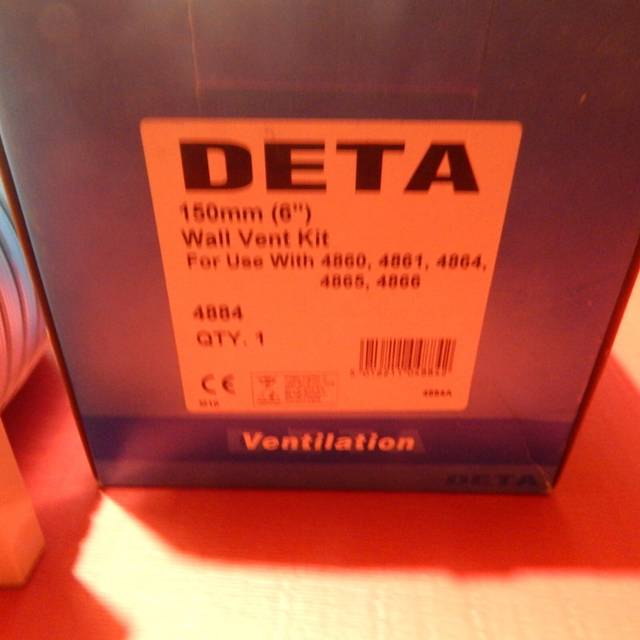 Deta 4884 wall vent duct kit with gravity grille (white) - 150mm