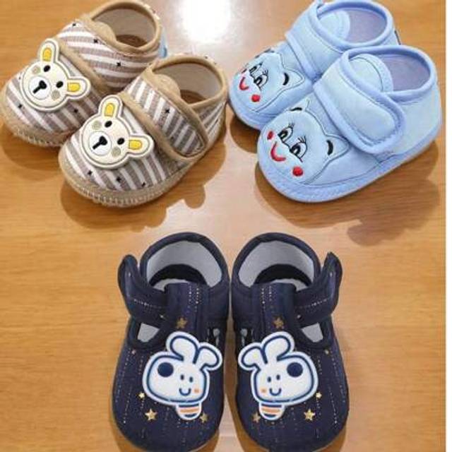 SHEIN 1pair Cartoon Baby Walking Shoes Socks Indoor Socks Cute Comfy Animal Cartoon Baby Socks For Toddler Early Learning, 0-1 Year Old