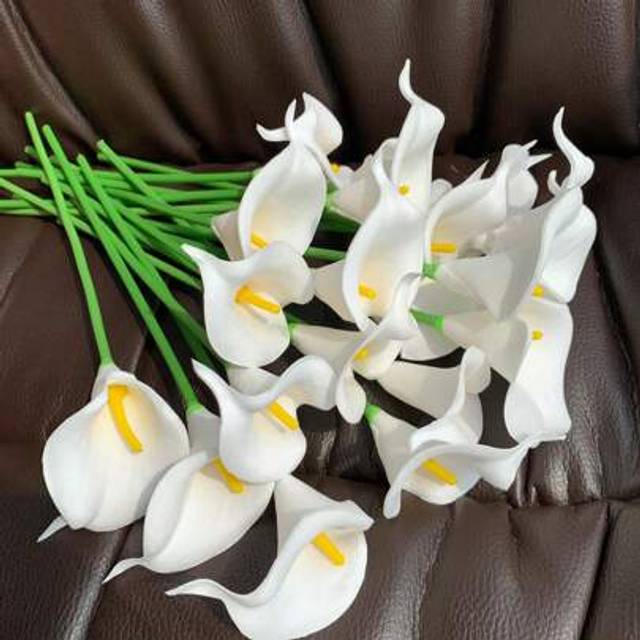 SHEIN 38pcs/16pcs/8pcs/1pc Set White Calla Lily Bridal Wedding Bouquet, Latex Real Touch Artificial Flower For Home, Party, Room, Wall, Bathroom Decoration