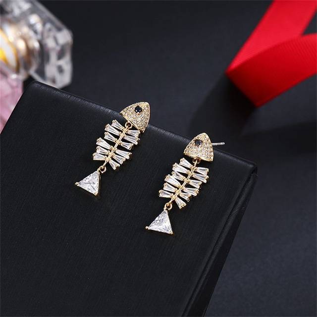Zircon Dangle Stud Earrings Elegant Ear Stud Fish Earrings Ear Clip Rhinestone