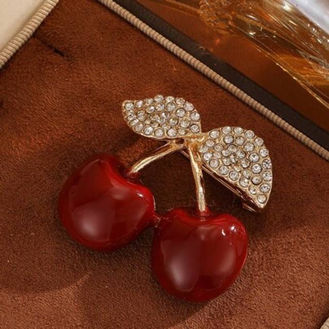 SHEIN 1 Pc Fashionable, Cute & Elegant Cherry Rhinestone Brooch Pin, Vintage Style, Suitable For All Season, Party, Gift, Work Attire