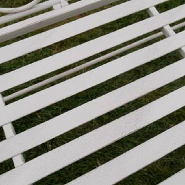 Vintage Cream Garden Bench Material: Garden