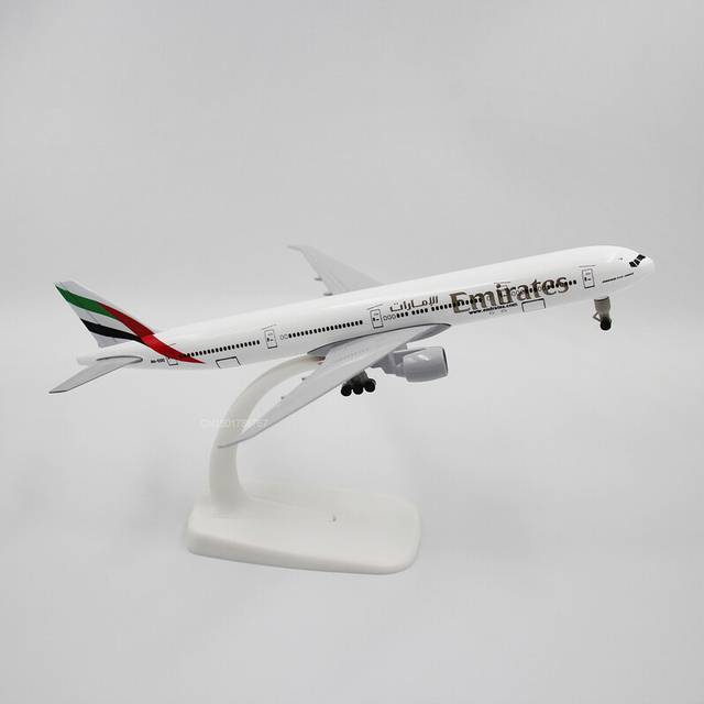 "(777-UAE) 1/400 Scale 20CM Diecast Alloy Antonov An-225 ""Mriya"" A380 330 747 777 Airplane Model For Gift Collection"