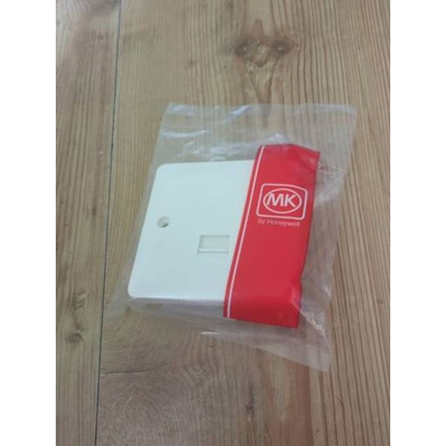 Mk telephone socket (master) mb422whi , sent fast