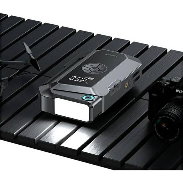 USAMS Starthjälp Powerbank 8000 mAh med inbyggd Ficklampa
