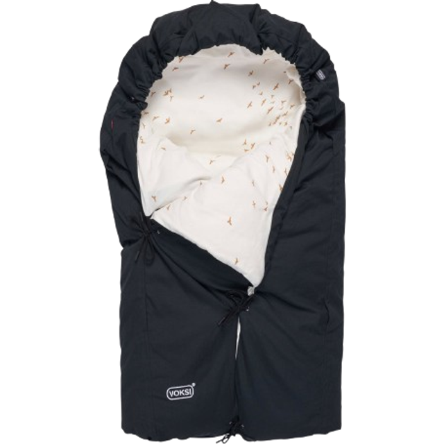 Voksi Classic+ Foot Muff Black - Voksipose test - Babyhelp.dk