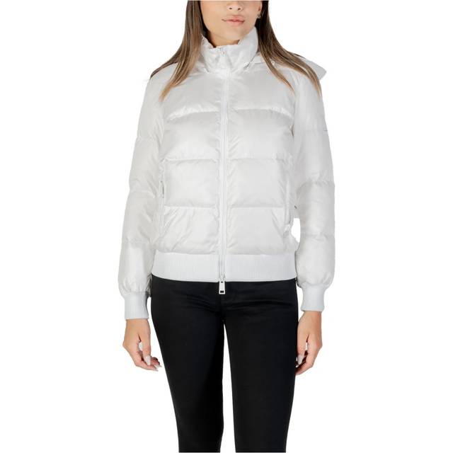 Quilted hooded down jacket
