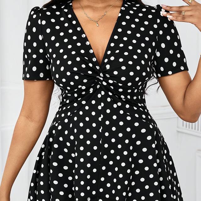 TEMU Women's Elegant Black Polka Dot T-shirt With Twist Front - Teachers And , , Stylish Necklace And Earrings Companion, Tee | Polka Dot Pattern | Elegant Neckline