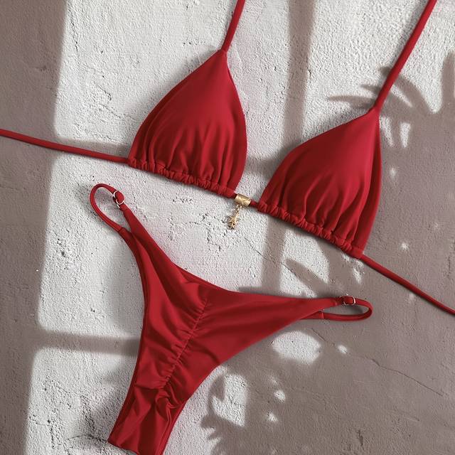 TEMU Fashionable And Sexy Solid Color Bikini Set With A Camisole And Shorts For Summer Beachwear.