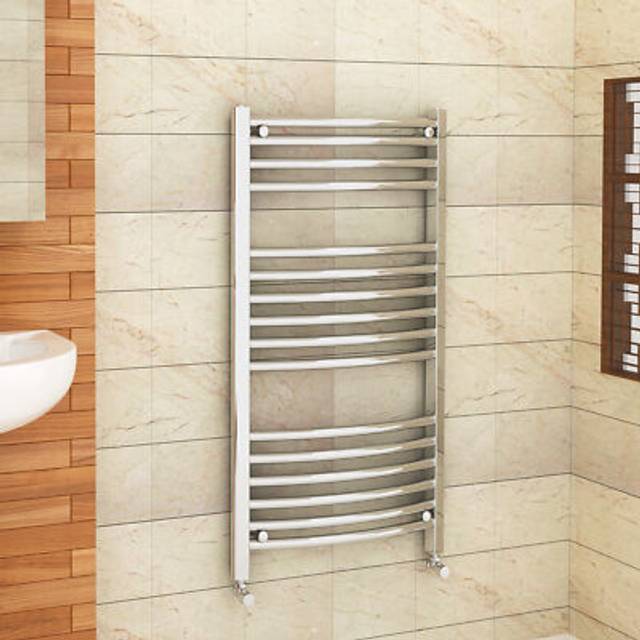 Vertical Curved Towel Rail - Chrome (100cm H x 40cm W x 4cm D)