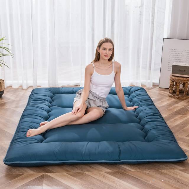 MAXYOYO Japanese Floor Futon Mattress, Thicken Tatami Sleeping Pad Foldable Roll Up Dormitory Mat Pad Floor Lounger Pillow Bed (Bluestone, Double)