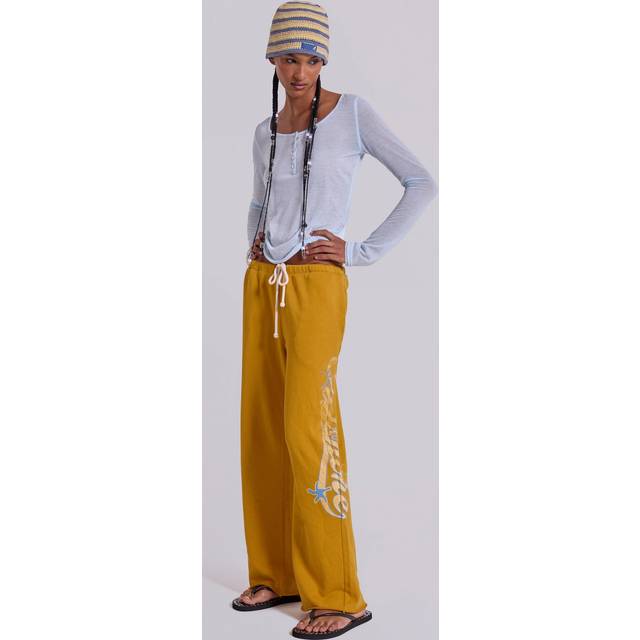 Offshore Cropped Joggers in Saffron