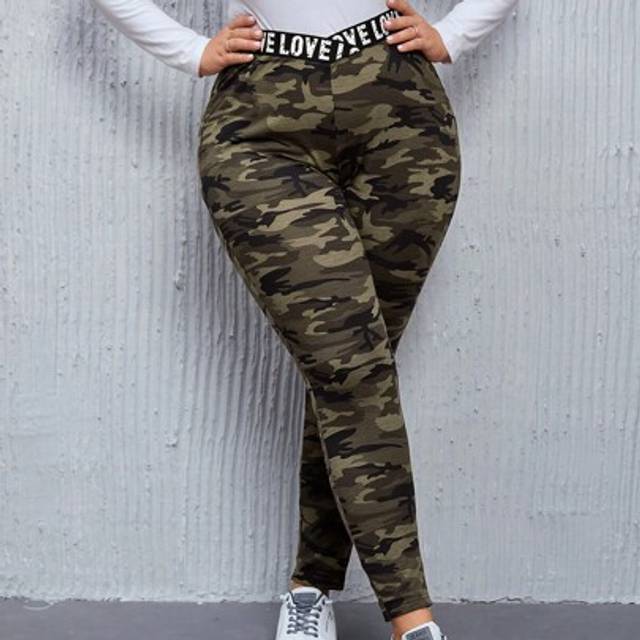 Luneh Plus Size Women&#39;s Camo Print Leggings With Letter Spring Print Decoration