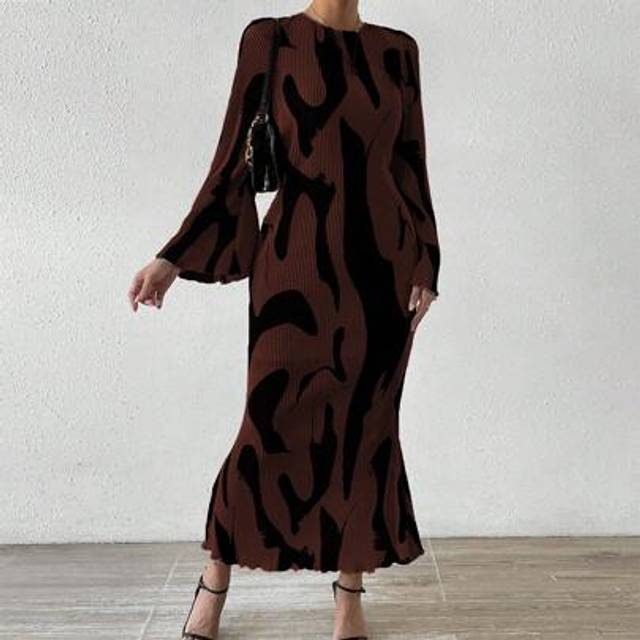Chiquease Women&#39;s Full Printed Bell Sleeve Dress Maxi Women Outfit Fall Cloth For Women