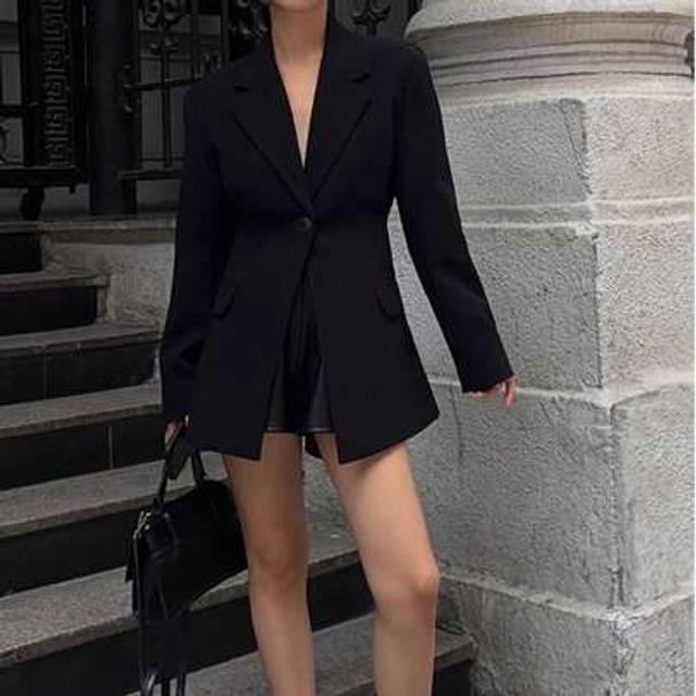 SHEIN New Spring Women&#39;s Blazer Coat Features A Waist-Tightening And Slim-Fit Design, With An X-Shaped Silhouette And A Notched Lapel. This Is A Simple And