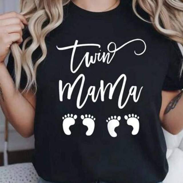 SHEIN Twin Mama Pregnancy Announcement T-Shirt For Women - Funny Mom To Be Graphic Tee With Footprints, Black & White Casual Crew Neck Short Sleeve Shirt, M