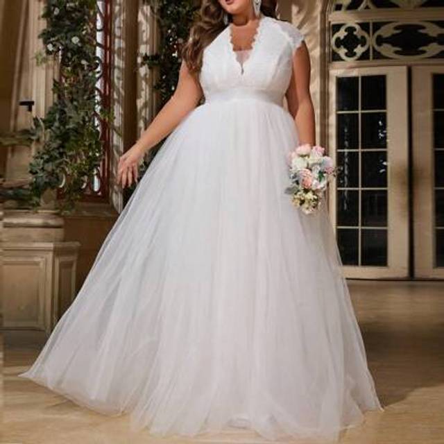 SHEIN Plus Size Women&#39;s Light Wedding Dress, V-Neck Formal Evening Gown, Bridal Shower, Reception, Engagement, Honeymoon, Rehearsal, Bachelorette