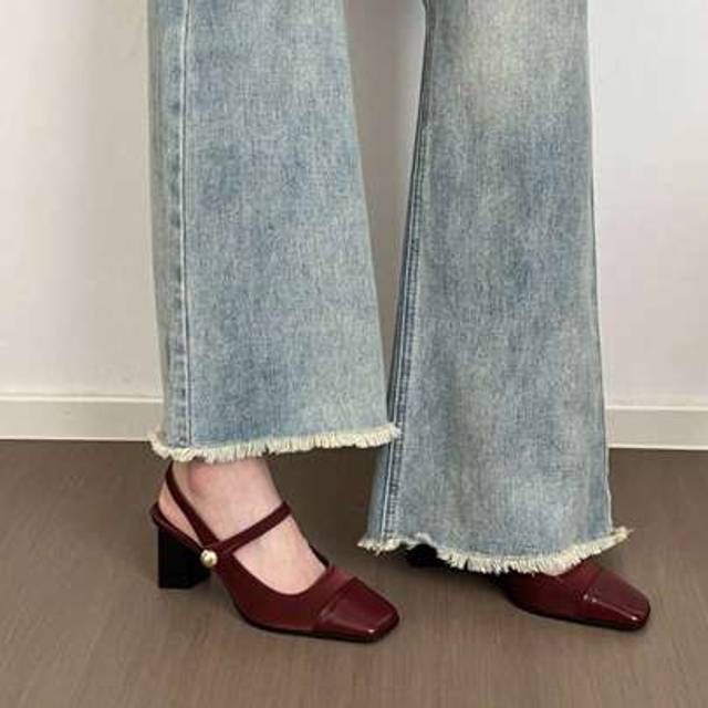 SHEIN Burgundy Retro French Mary Jane High Heel Shoes, 2025 Spring New Arrivals, Unique Square Toe Chunky Heel Backless Strap Shoes, Vintage Small Leather S