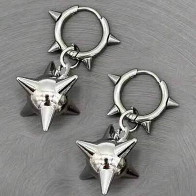 SHEIN 2pcs/Pair Gothic Spiky Ball Hoop Dangle Earrings For Women Y2K Punk Spike Morning Star Charm Drop Earrings Grunge Aesthetic Earrings