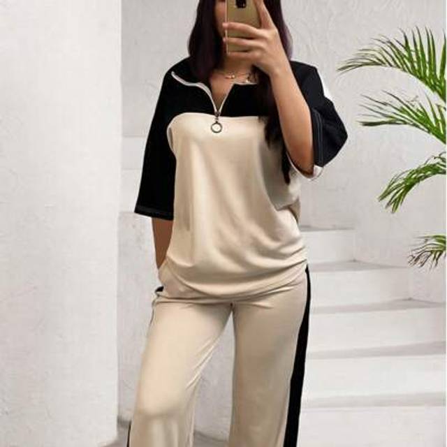 SHEIN Plus Size Women&#39;s Casual New Tracksuit Set, Ladies Elegant Sports Wear Polo Collar Loose Top And Wide Leg Pants 2 Pieces Set, Autumn