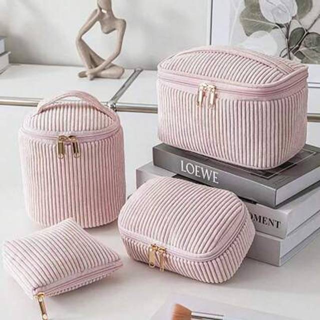 SHEIN 1/4pcs Velvet Cosmetic Bag, Fashion Portable Makeup Bag, Multi-Function Storage Pouch, Large Capacity Cute Toiletry Bag For Skincare And Cosmetics, Po