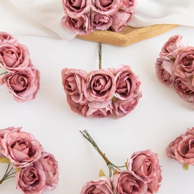 SHEIN 1 Bundle (6 Heads) Artificial Bouquet MINI Rose Bud Letter DIY Wreath Material Candy Box Accessories Home Wedding Decoration Bride Wrist Flower Chest