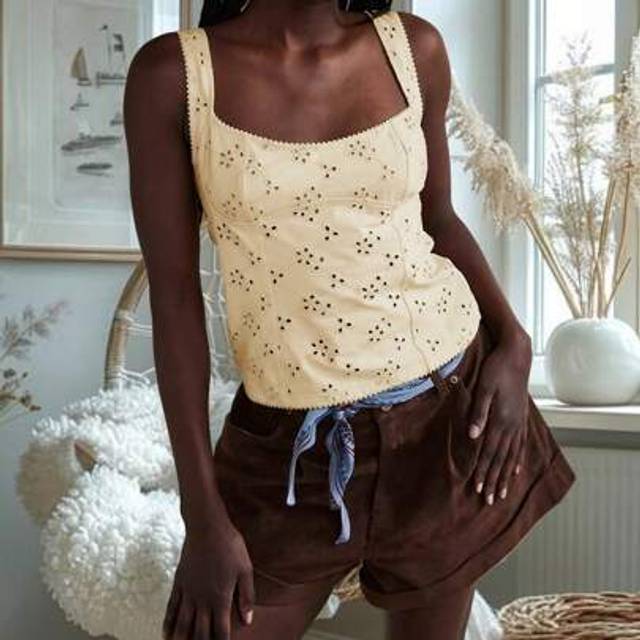 SHEIN Women Summer Crop Tank Tops Y2k Eyelet Floral Square Neck Backless Vest Top Slim Fitted T Shirt Going Out Tops Tight Lace Up Camisole Beach Vacation T