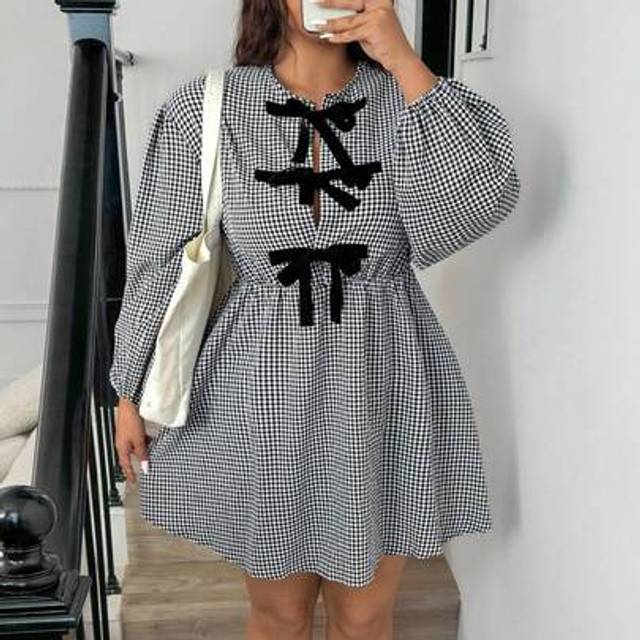 SHEIN Plus Size Black & White Plaid Puff Sleeve Bowknot Collar Babydoll Dress