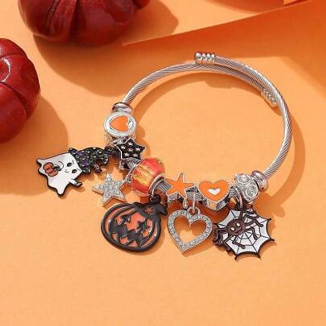 SHEIN Halloween Cartoon Creative DIY Beaded Bracelet, With Cute Ghost And Pumpkin Charms, Fashionable Stainless Steel Bangle, Suitable For , Perfect Gift Fo