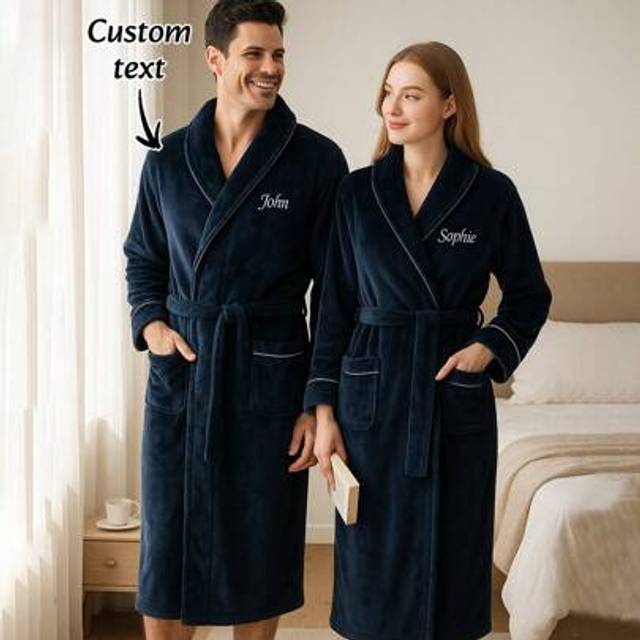 SHEIN 1pc Personalized Embroidery Plush Robe Custom Embroidered, Spa Bath Robe Birthday Gift, Wedding Gift, Adult Men Women Night Robe For Mom, Mother's Day