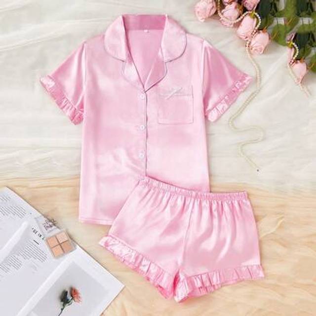 SHEIN Women&#39;s Summer Twill Pajamas 2Pcs Set, Solid Color Button-Up Cardigan With Pocket And Ruffle Hem Short Sleeve Top And Shorts, Satin Loungewear