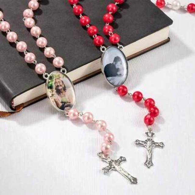 SHEIN 1pc Personalized Photo Rosary Beads Necklace, Catholic Rosary Bead Necklace With Custom Photo, Memorial Rosary Bead Christian Cross Necklace