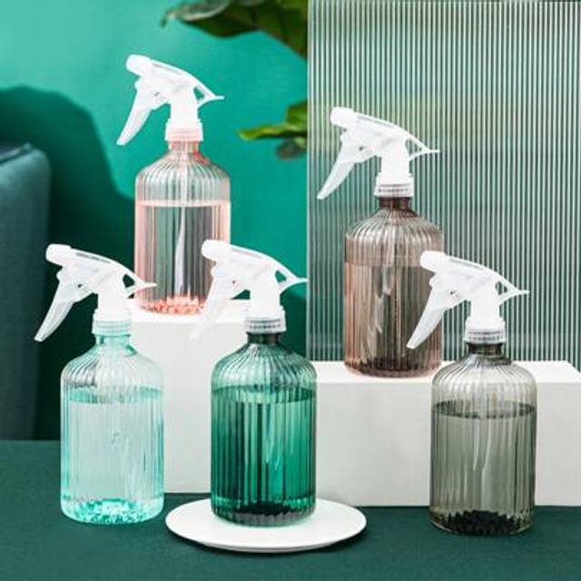 SHEIN 1pc 500ml PET Watering Spray Bottle, Minimalist Pink Watering Can For Garden