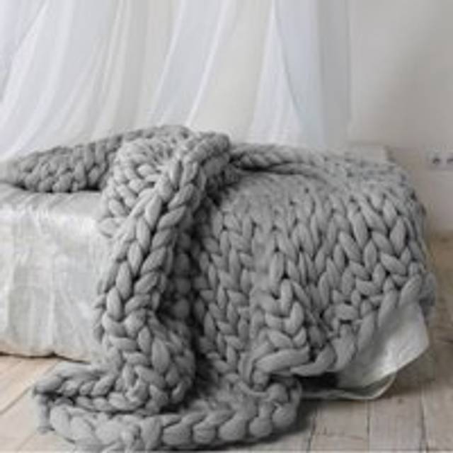 Living And Home 120X150Cm Chunky Cable Knit Blanket Thick Yarn Stretch Throw For Sofa, Bed & Chair In Grey - 120cm x 150cm