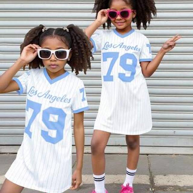 SHEIN Tween Girls&#39; Casual Striped & Numeric Print Color Block T-Shirt Dress, Sporty Cheer Dress, Spring/Summer