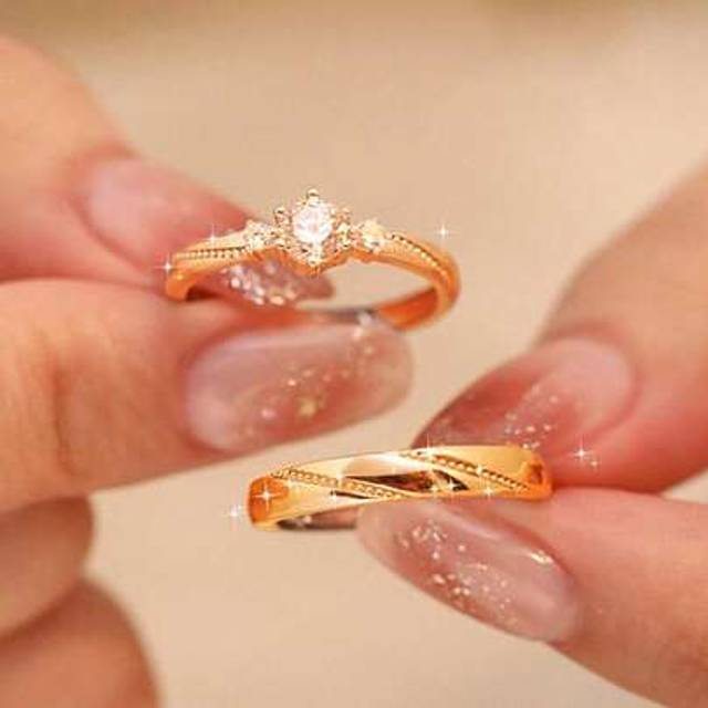 SHEIN 2pcs Zirconia Couple Rings, Wedding Engagement Rings &#34;I Love You&#34; Valentine&#39;s Day Gift