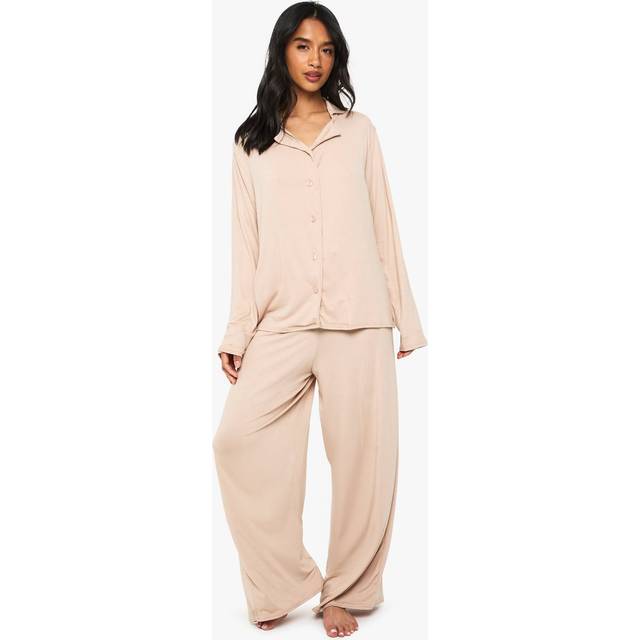 boohoo Women's Petite Long Sleeve Shirt & Trousers Pyjama Set in Stone | Size: 16