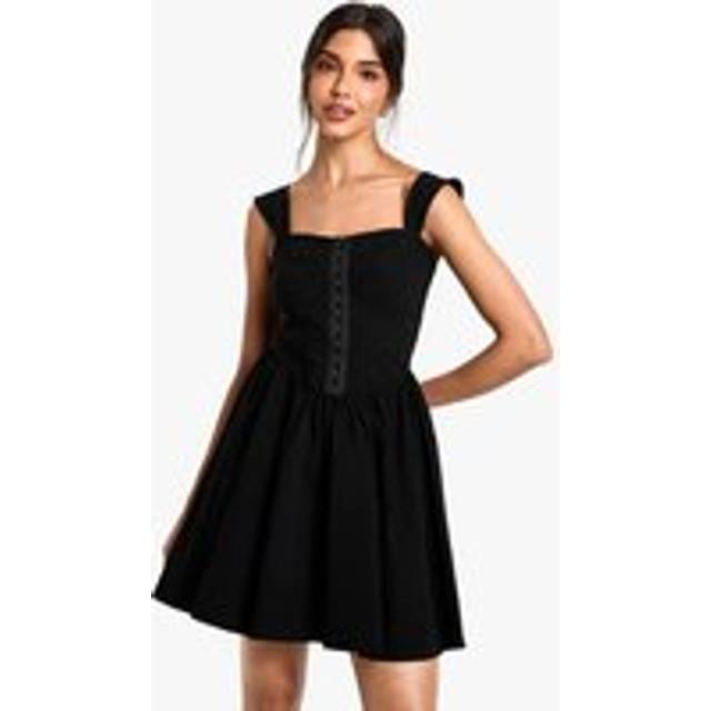 Boohoo Hook & Eye Detail Strappy Mini Dress In Black - black - 12