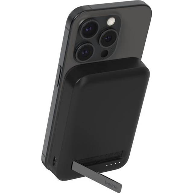 Belkin BoostCharge Pro trådlös powerbank 8000 mAh med Qi2, MagSafe-kompatibel bärbar laddare + inbyggt utfällbart stöd - För iPhone 16, 16 Plus, 16 Pro, 16 Pro Max, iPhone 15, m.fl. - Svart