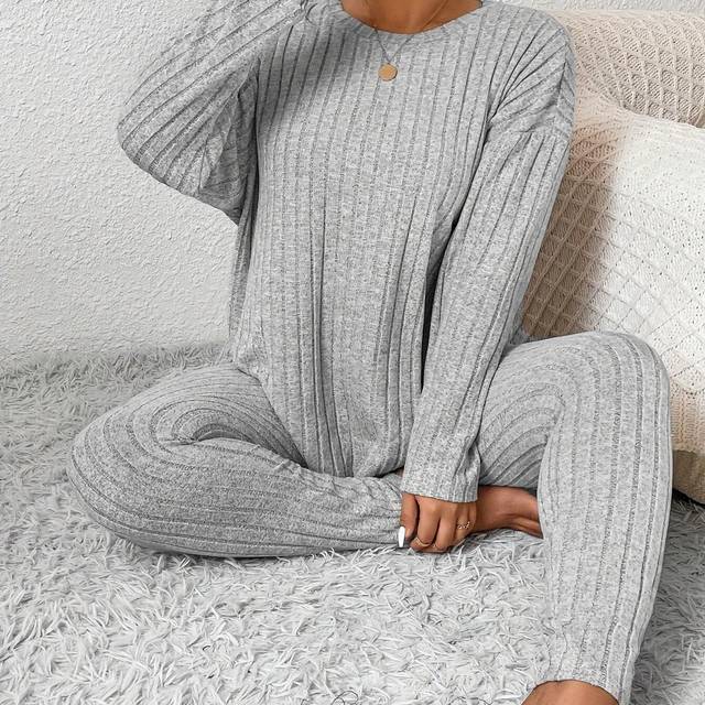 TEMU Plus Size Elegant Co-ord Set For Women - Knit Fabric Crew Neck Top With Matching Pants, Polyester (95%) And Elastane (5%) Blend, Solid Color, Comfortable Medium Stretch Lash Sets