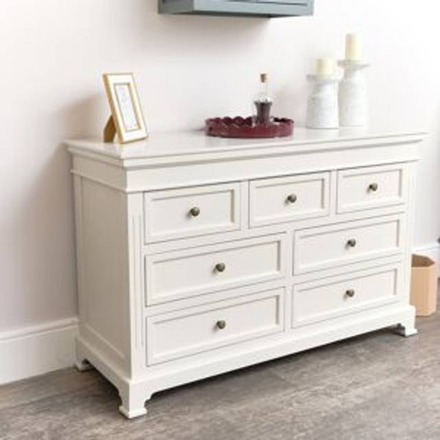 Large Ivory 7 Drawer Chest of Drawers - Daventry Ivory Range Material: New Products