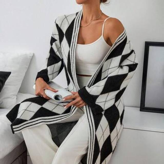 Quick Fashionhub Casual Commuter Colorblock Diamond Knit Cardigan, Autumn/Winter Argyle Pattern Open Front Knit Cardigan, Longline Oversized Sweater Coat For Fall Wint