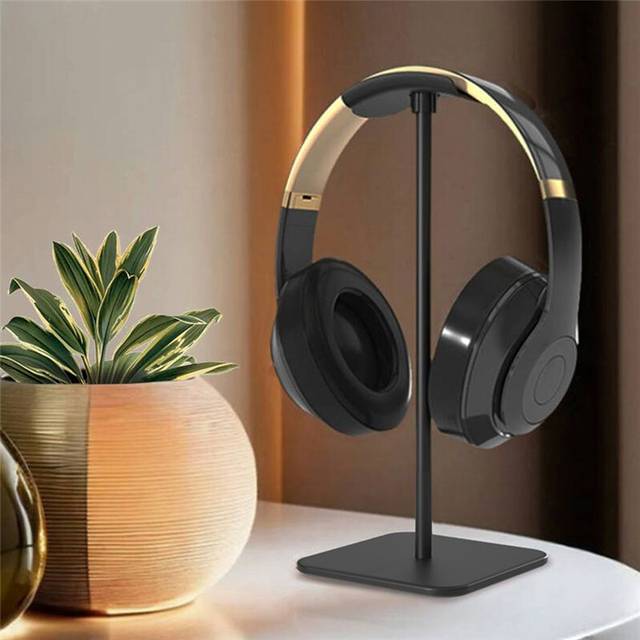 Headphone Stand Display Rack